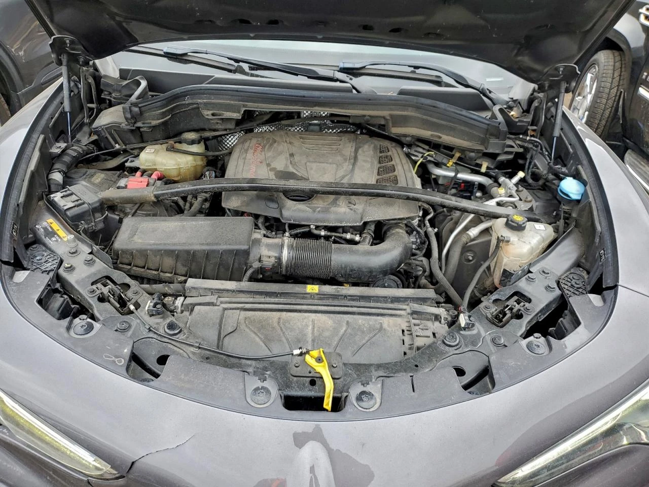 Alfa Romeo Stelvio 2l Ti * KРАЙНА ЦЕНА ДО БГ* , снимка 11 - Автомобили и джипове - 53907210