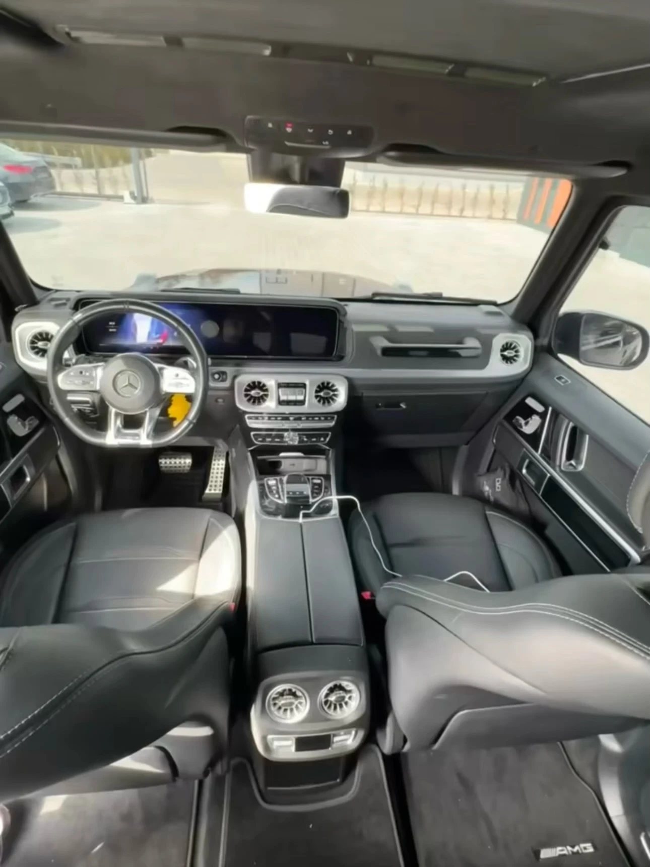 Mercedes-Benz G 63 AMG  585hp 4MATIC / FULL / Перфектен / ТОП, снимка 13 - Автомобили и джипове - 53934029