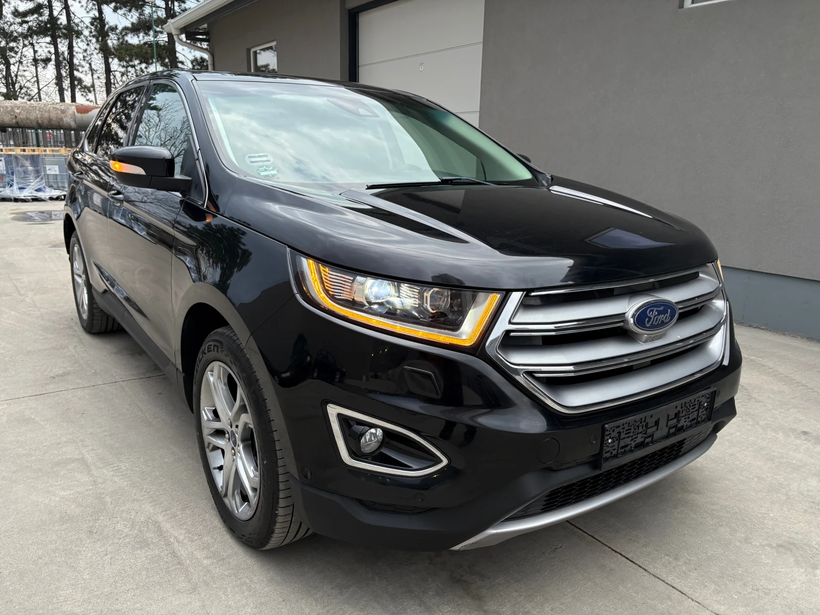 Ford Edge Titanium + + + Full Extras 2.0 diesel 210hp Euro 6, снимка 11 - Автомобили и джипове - 53992964