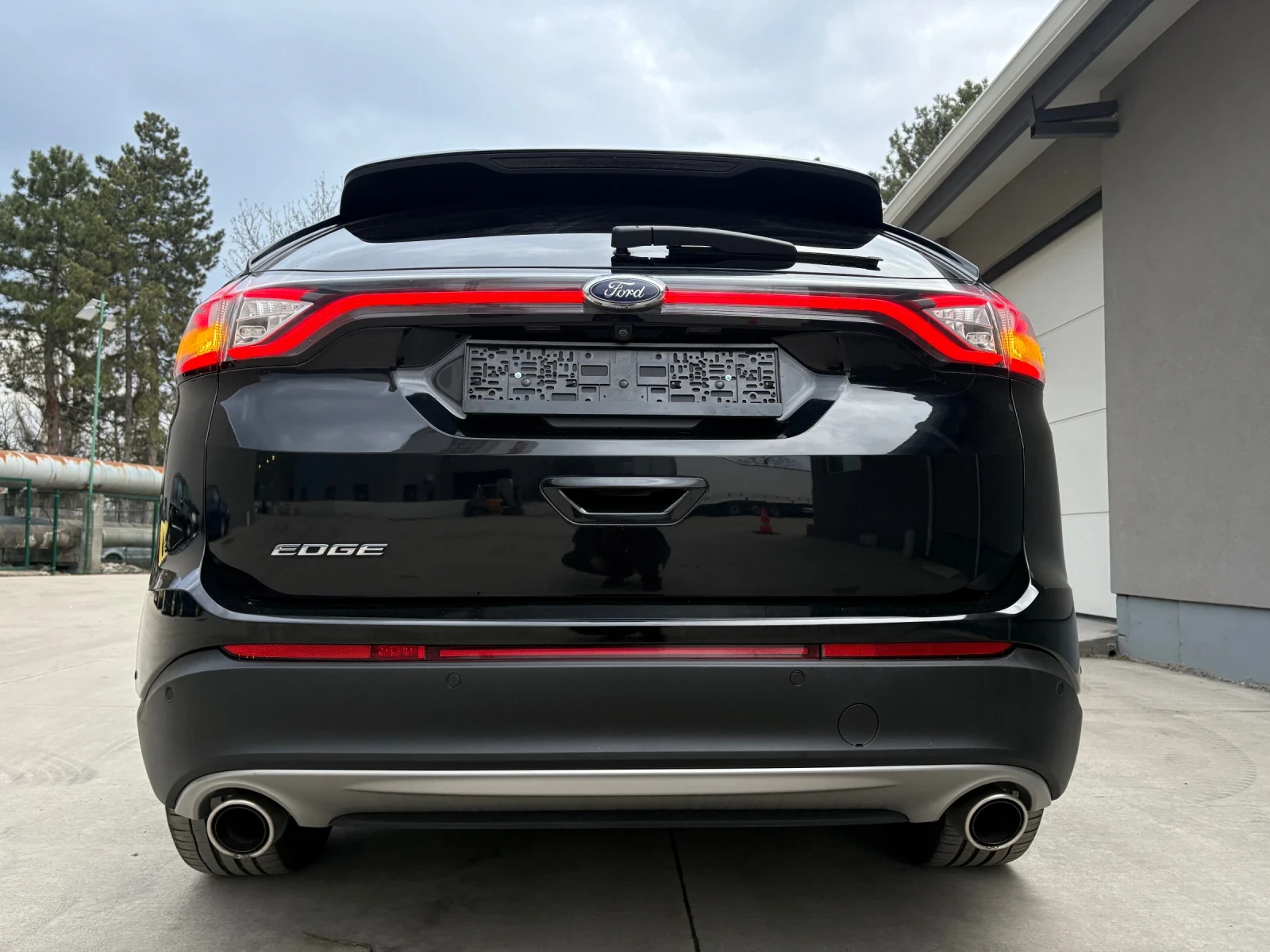 Ford Edge Titanium + + + Full Extras 2.0 diesel 210hp Euro 6, снимка 6 - Автомобили и джипове - 53992964