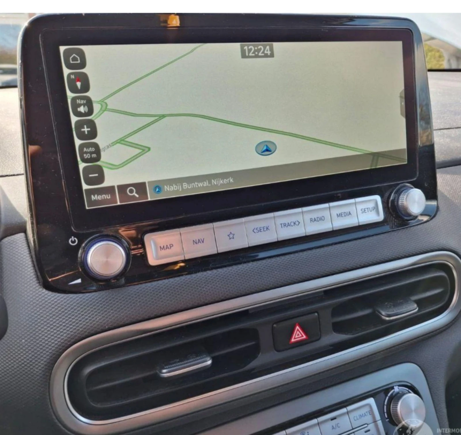 Hyundai Kona 64 KWh  ТЕРМОПОМПА , снимка 10 - Автомобили и джипове - 54106141