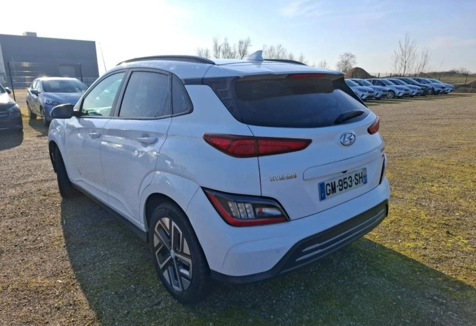 Hyundai Kona 64 KWh  ТЕРМОПОМПА , снимка 3 - Автомобили и джипове - 54106141