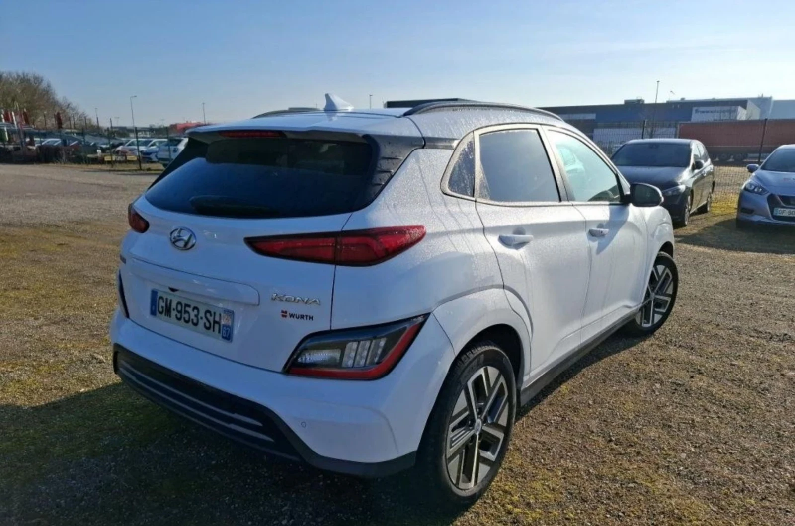 Hyundai Kona 64 KWh  ТЕРМОПОМПА , снимка 4 - Автомобили и джипове - 54106141