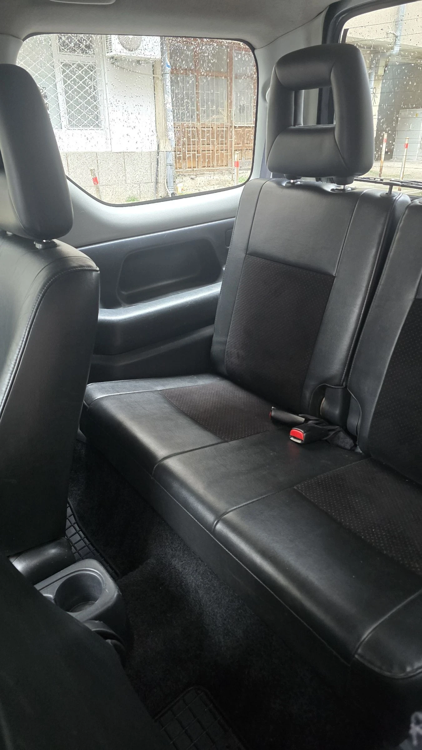Suzuki Jimny 1.5 DDiS 25th Anniversary Edition, 2007 г., снимка 11 - Автомобили и джипове - 54373351
