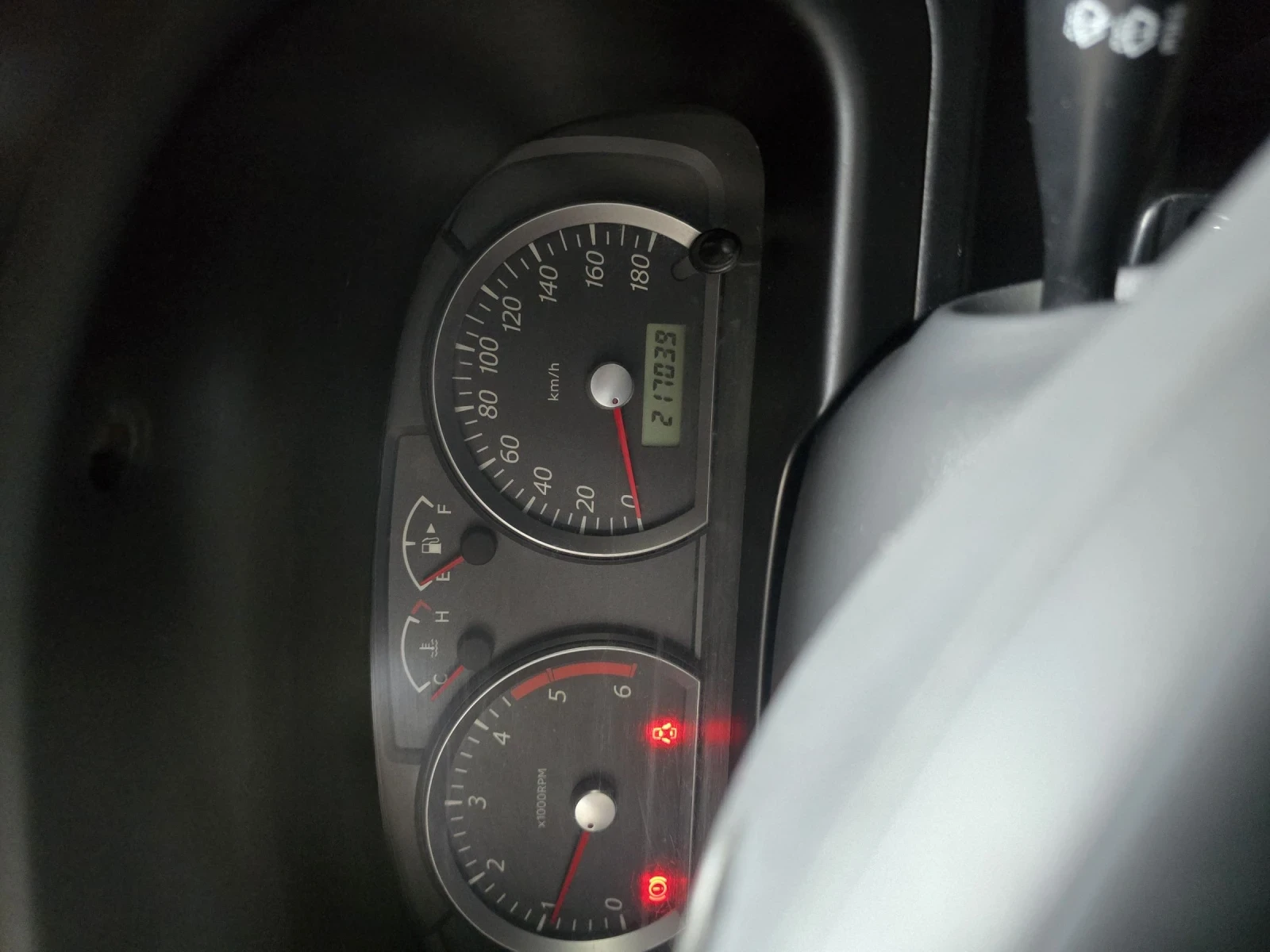 Suzuki Jimny 1.5 DDiS 25th Anniversary Edition, 2007 г., снимка 14 - Автомобили и джипове - 54373351