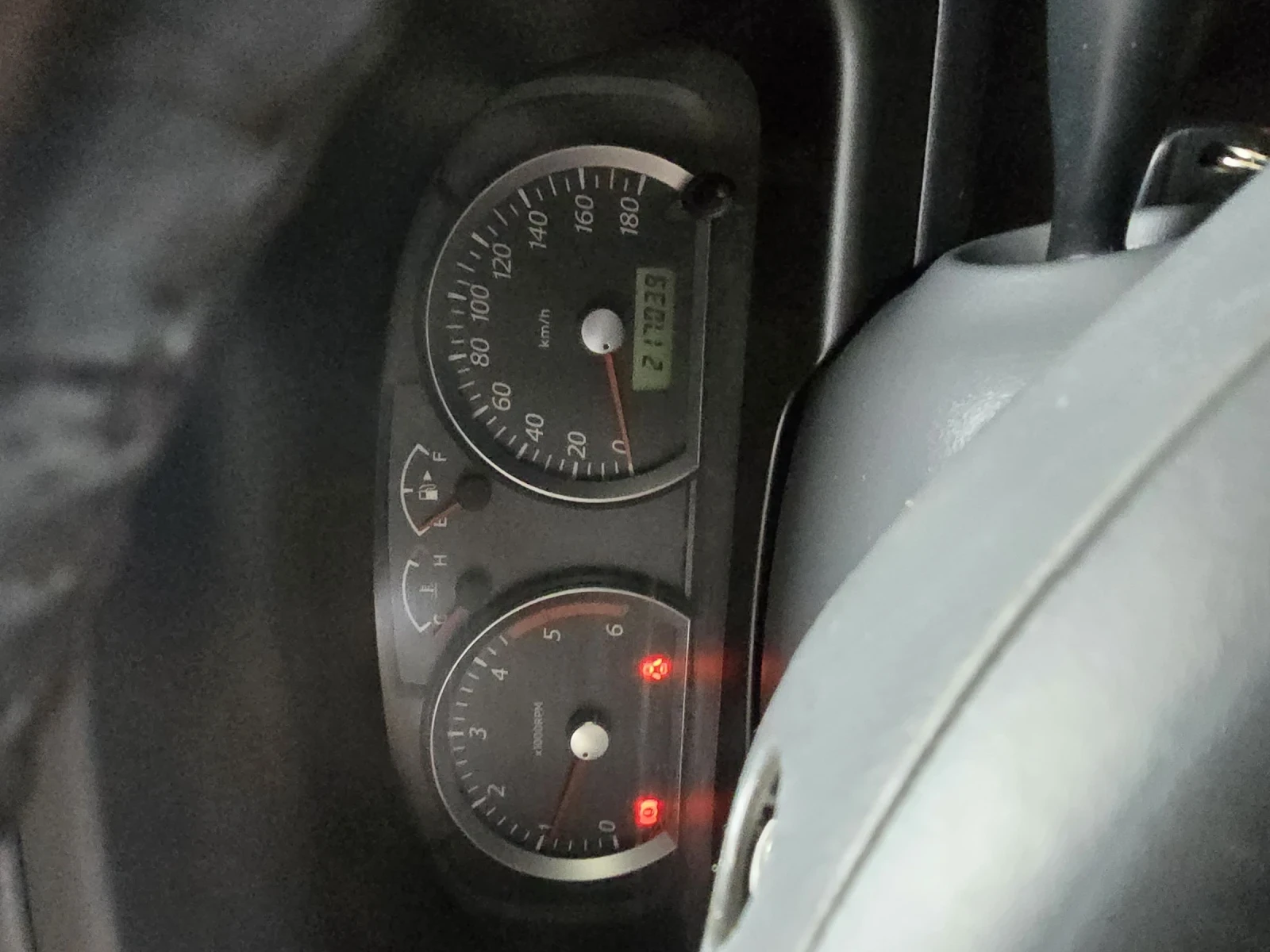 Suzuki Jimny 1.5 DDiS 25th Anniversary Edition, 2007 г., снимка 6 - Автомобили и джипове - 54373351