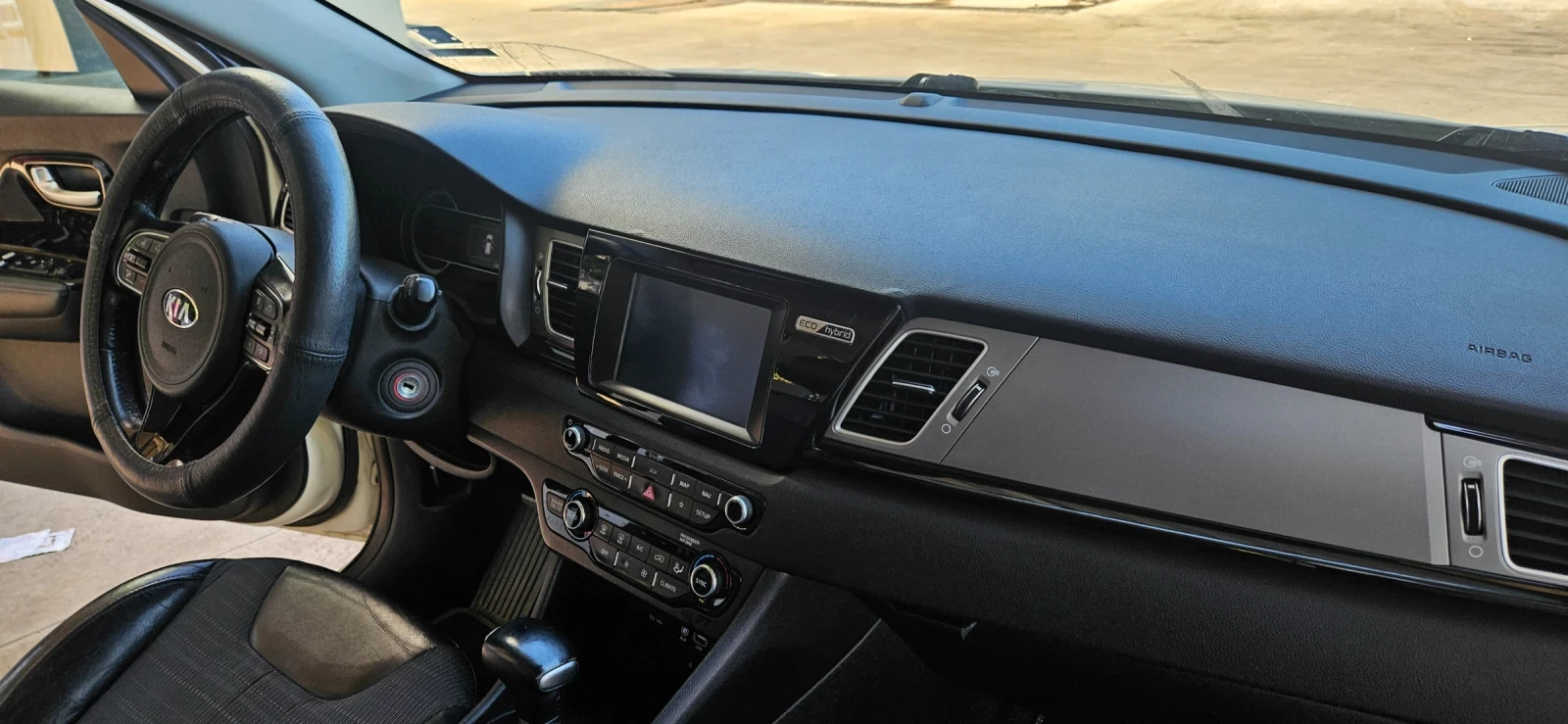 Kia Niro Style, снимка 9 - Автомобили и джипове - 55826950