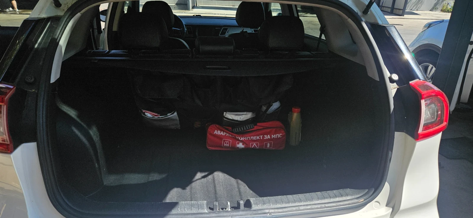 Kia Niro Style, снимка 17 - Автомобили и джипове - 55826950