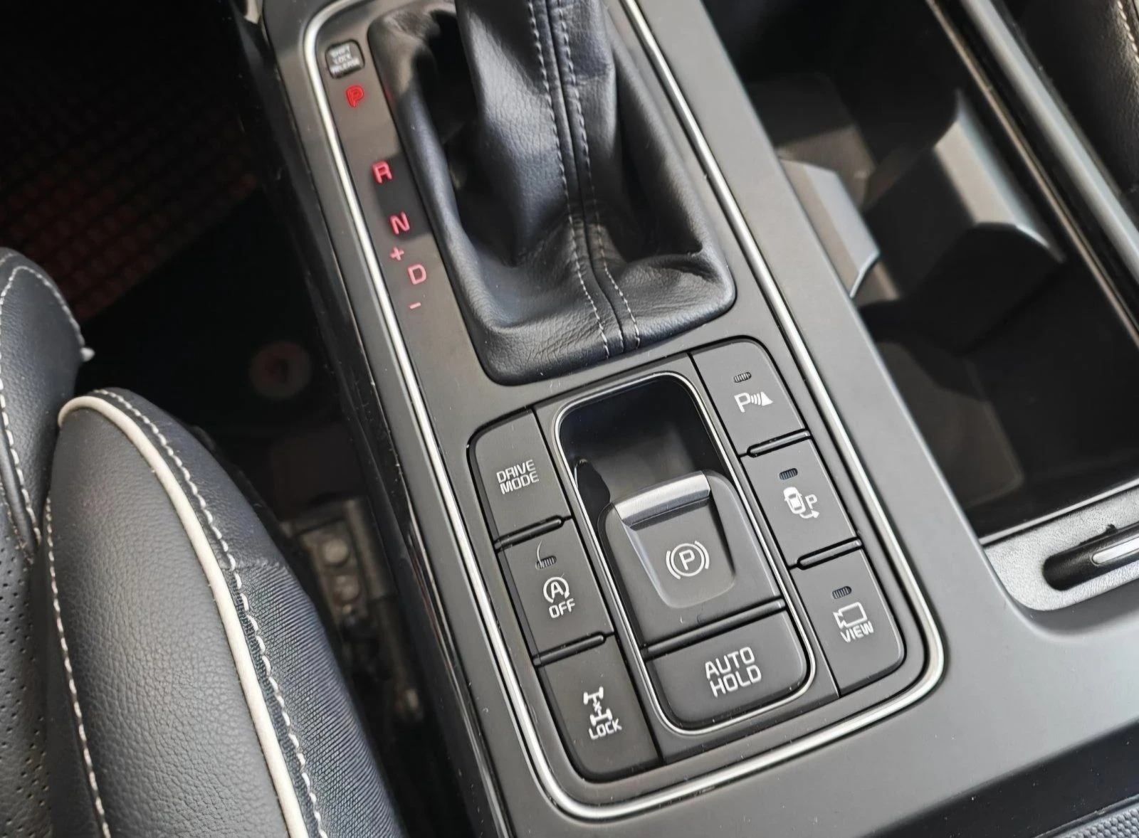 Kia Sorento G T, снимка 7 - Автомобили и джипове - 55877529