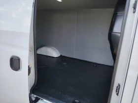 Maxus e3 Deliver 52, 5kWh 90kw/122hp, снимка 11