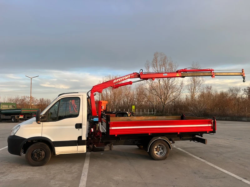 Iveco Daily 35C17 Тристранен самосвал кран Ferrari 530 A2 6m, снимка 1 - Бусове и автобуси - 48634259