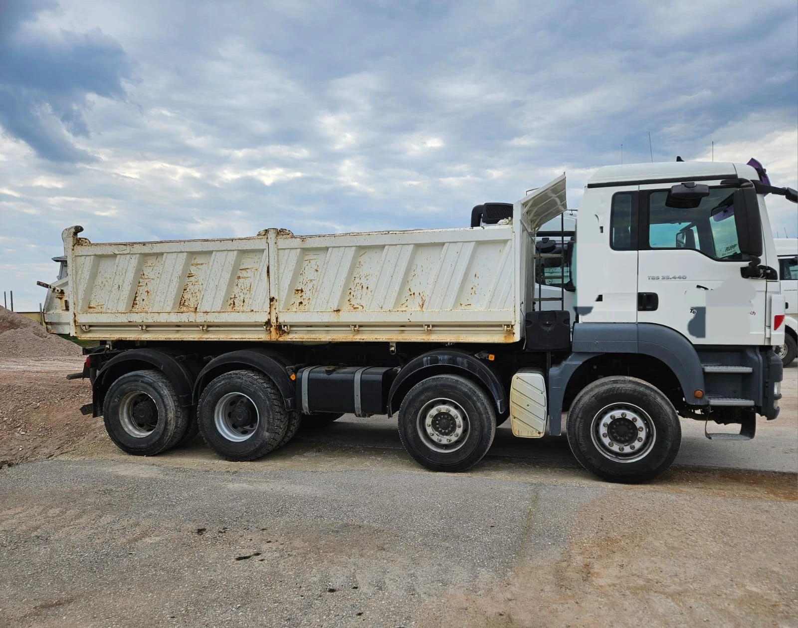 Man Tgs 35.440 / 8Х4 / Meiler kipper, снимка 4 - Камиони - 54580642