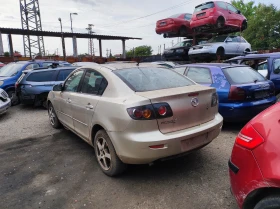 Mazda 3 1.6, снимка 3
