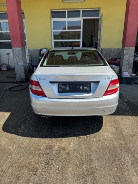 Mercedes-Benz C 220 C220CDI, снимка 9