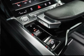 Audi E-Tron 55 S-LINE PLUS 67000KM. ГАРАНЦИЯ HEAD-UP B&O FULL, снимка 11