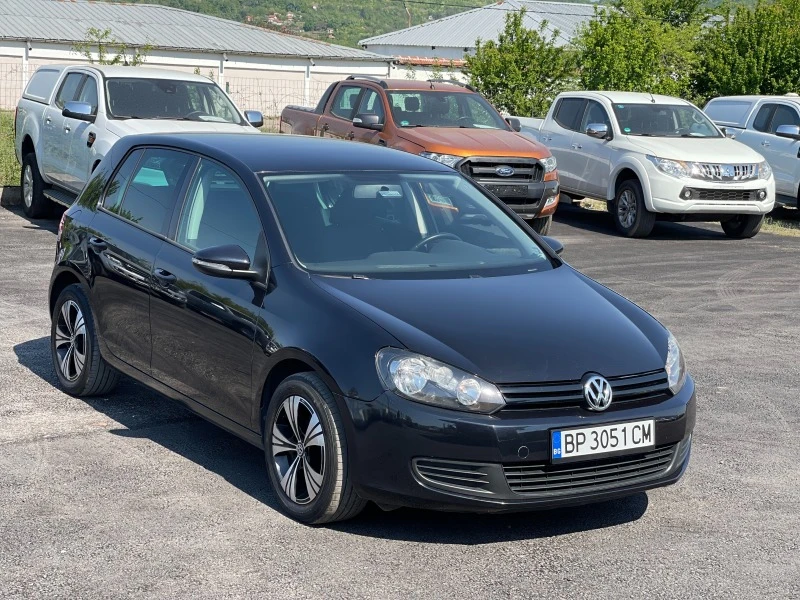 VW Golf 1.6TDi, снимка 8 - Автомобили и джипове - 45238555