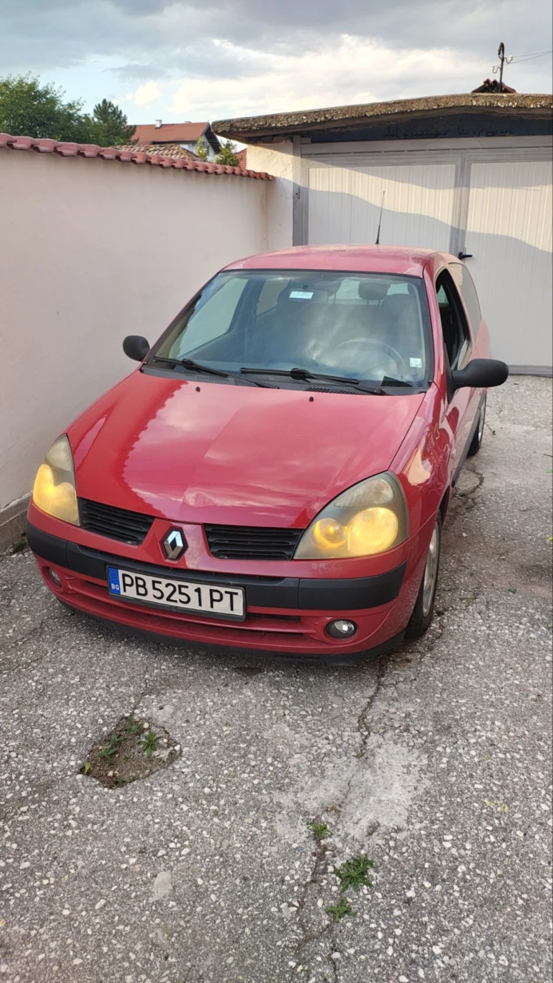 Renault Clio, снимка 1 - Автомобили и джипове - 46994757