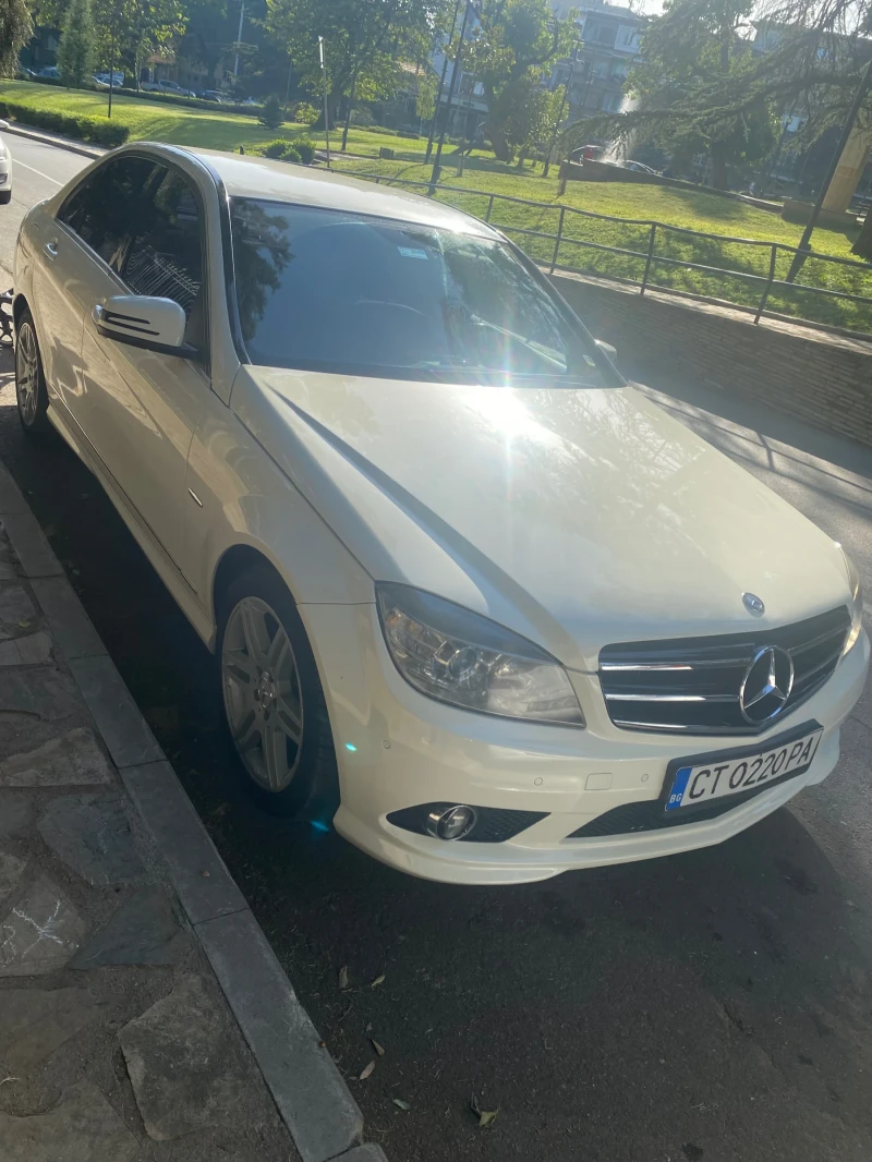 Mercedes-Benz C 200 W204, снимка 4 - Автомобили и джипове - 47500471