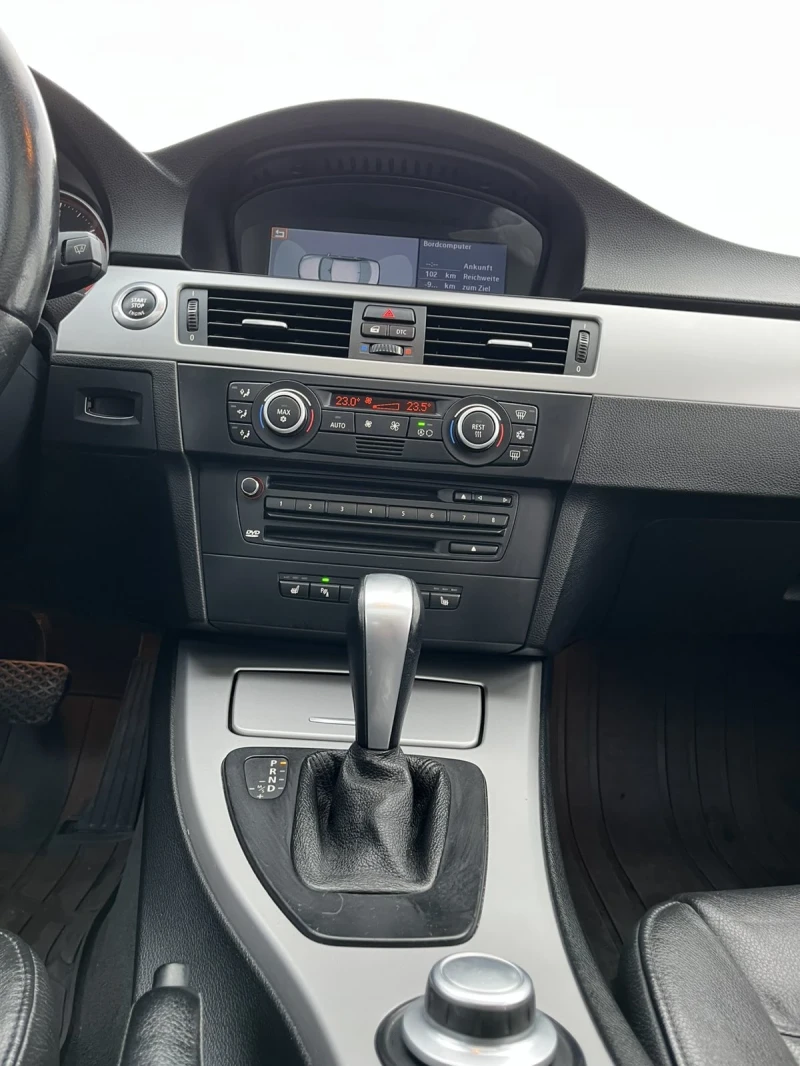 BMW 330 330XD* KEYLESS* NAVIGATION* AUTOMATIC* ГЕРМАНИЯ, снимка 8 - Автомобили и джипове - 48359440