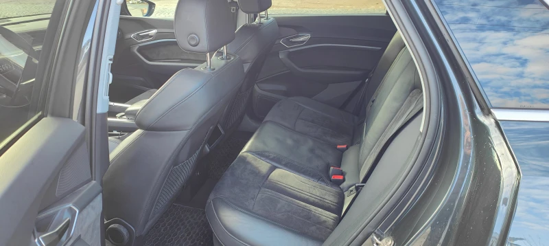Audi E-Tron 55 - гаранция, снимка 14 - Автомобили и джипове - 50253026