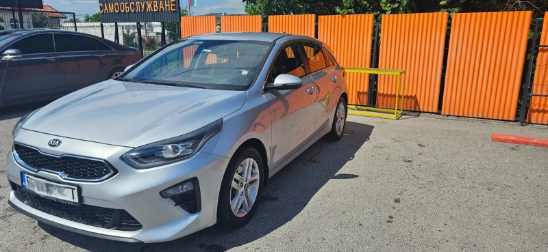 Kia Ceed Хечбек , снимка 2 - Автомобили и джипове - 52418114