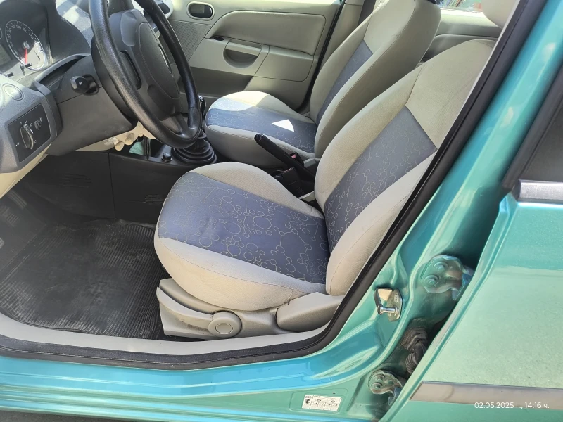 Ford Fiesta, снимка 6 - Автомобили и джипове - 51719073