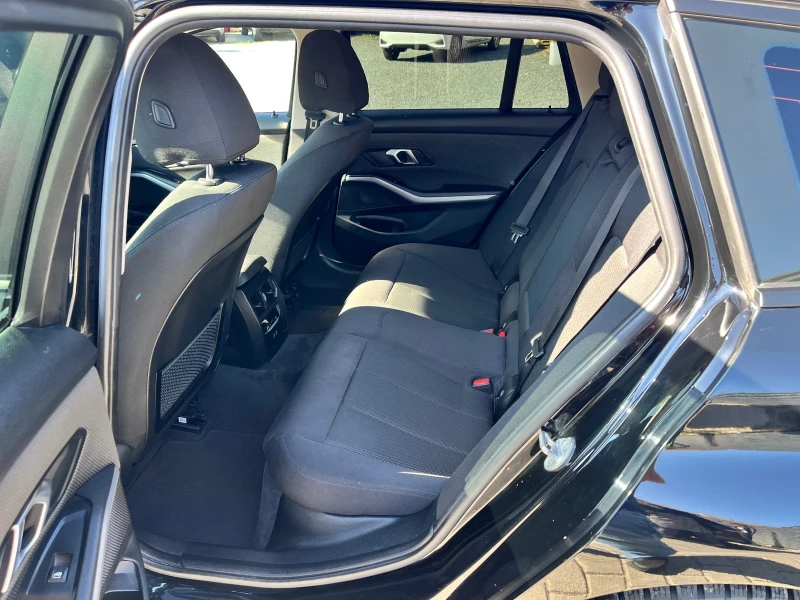 BMW 318 d G21 AUTOMAT GERMANY , снимка 12 - Автомобили и джипове - 52175424