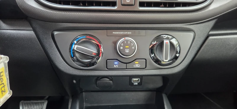 Hyundai I10 АВТОМАТИК, снимка 12 - Автомобили и джипове - 52319734