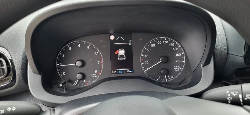 Toyota Yaris, снимка 6 - Автомобили и джипове - 52343134