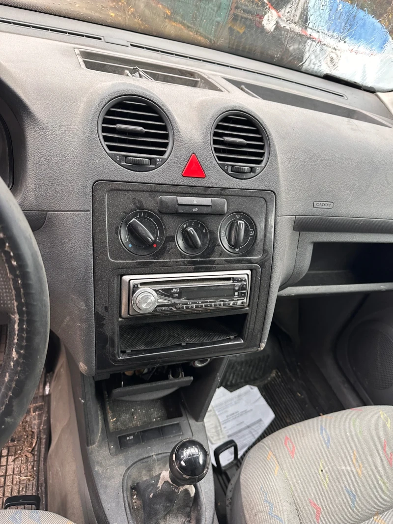 VW Caddy 2.0sdi , снимка 9 - Автомобили и джипове - 52471840