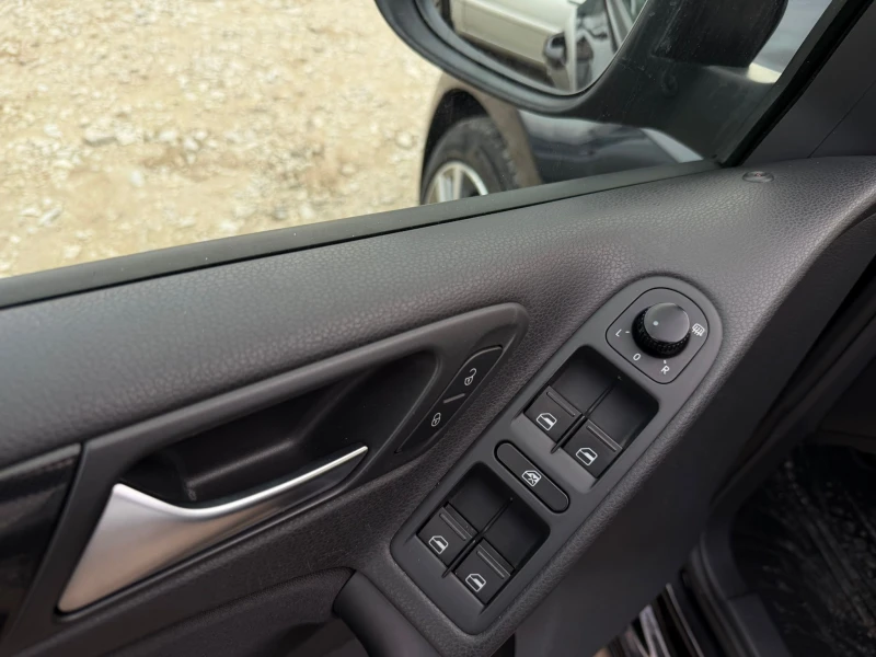 VW Golf TDI CAR PLAY, снимка 15 - Автомобили и джипове - 52637117