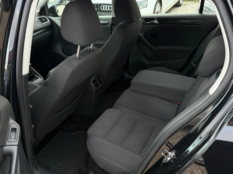 VW Golf TDI CAR PLAY, снимка 16 - Автомобили и джипове - 52637117