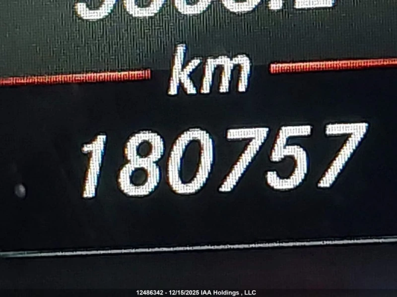 Mercedes-Benz CLS 550 * CARFAX * БЕЗ ПЪРВОНАЧАЛНА ВНОСКА, снимка 15 - Автомобили и джипове - 52843018