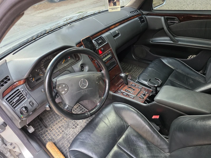 Mercedes-Benz E 270, снимка 6 - Автомобили и джипове - 52858249