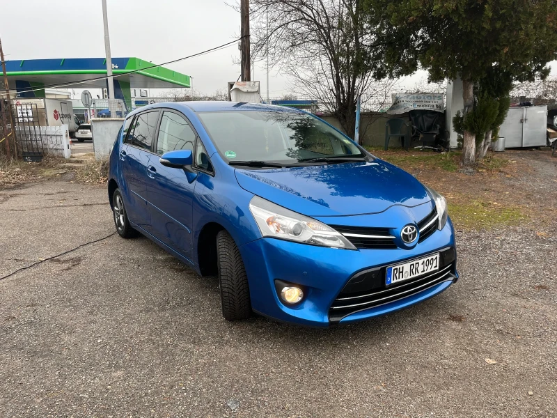 Toyota Verso 1.8 16V FACE, снимка 5 - Автомобили и джипове - 53052548