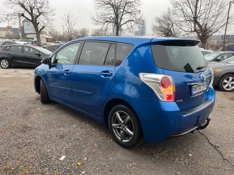 Toyota Verso 1.8 16V FACE, снимка 6 - Автомобили и джипове - 53052548