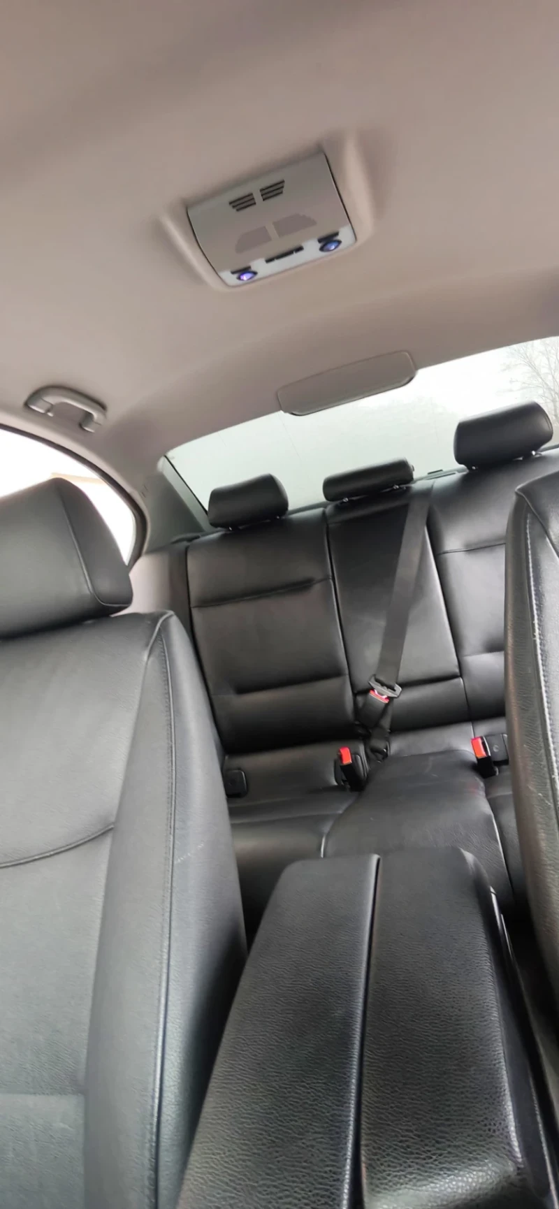 BMW 320, снимка 3 - Автомобили и джипове - 53434188