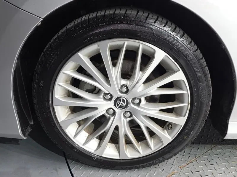 Toyota Camry 2.5 XLE HYBRID | Mobile.bg � ����������� 9