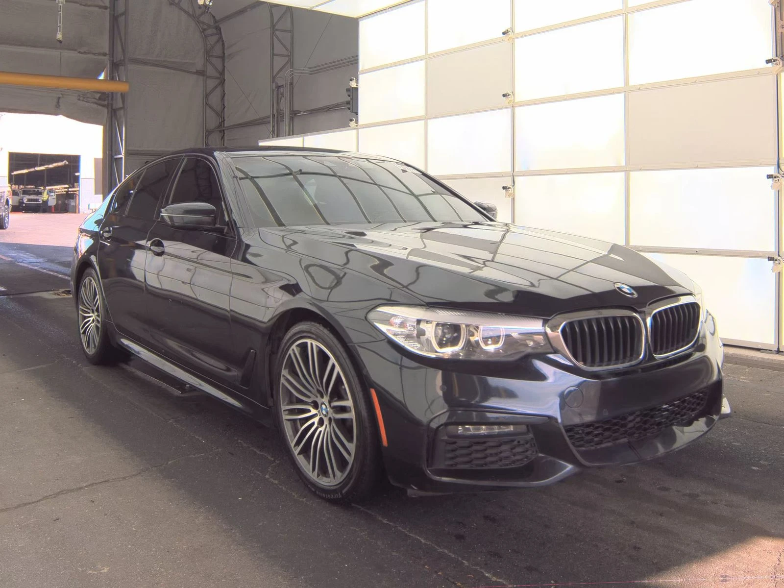 BMW 540 2019 BMW 5 Series Sedan 540i M SPORT LINE, снимка 1