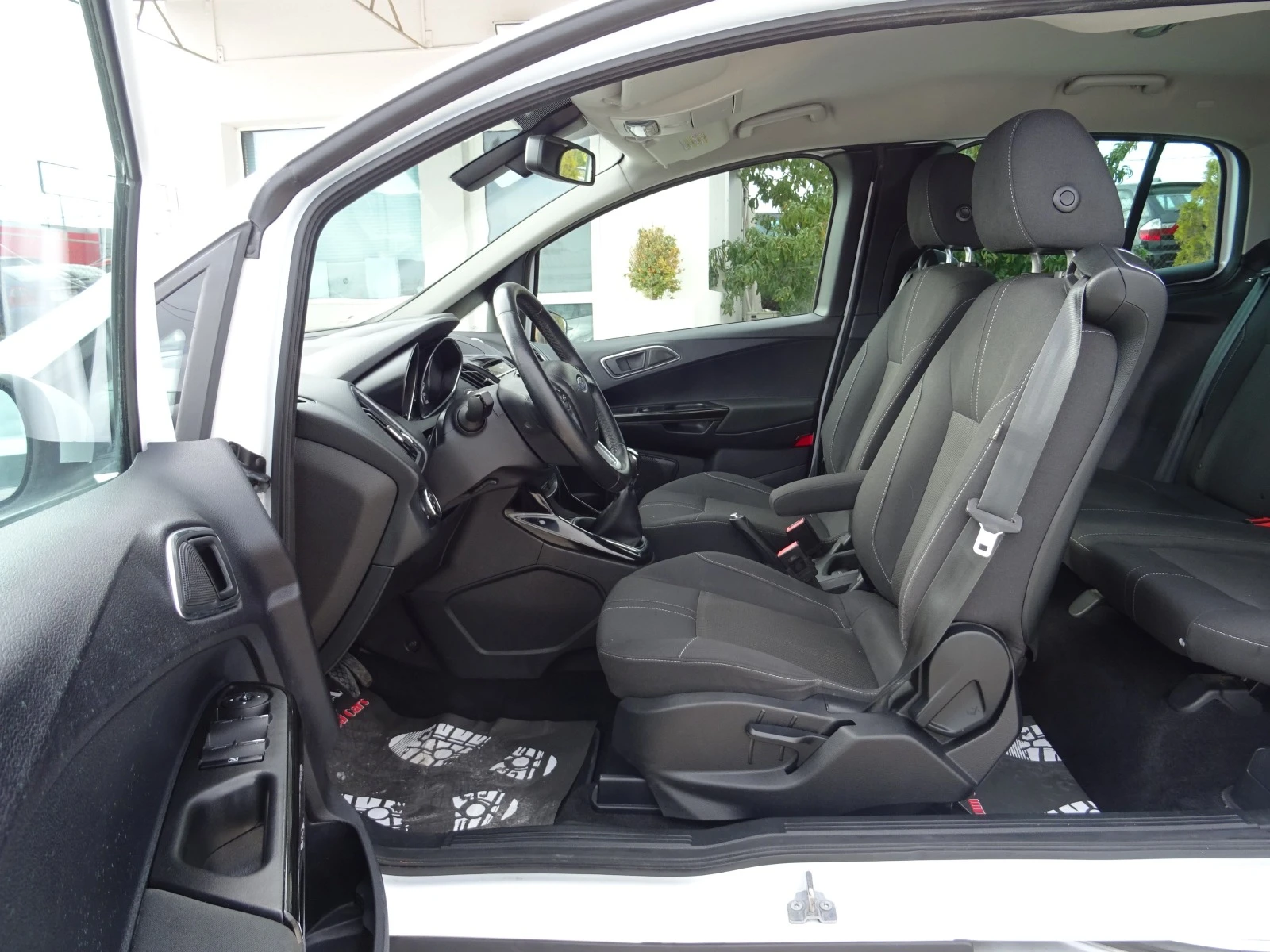 Ford B-Max 1.4i 90kc (GPL) 5. Titanium | Mobile.bg   11