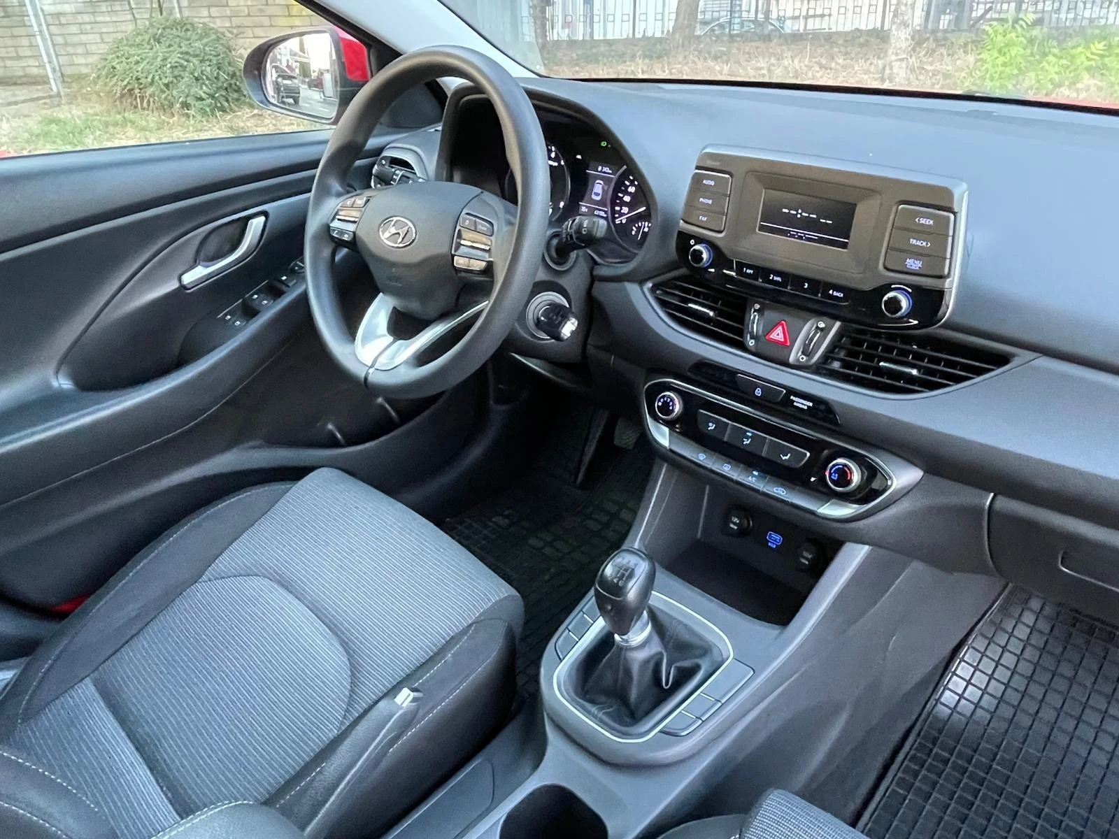 Hyundai I30 1.5-110к.с. Стария мотор | Mobile.bg — изображение 13
