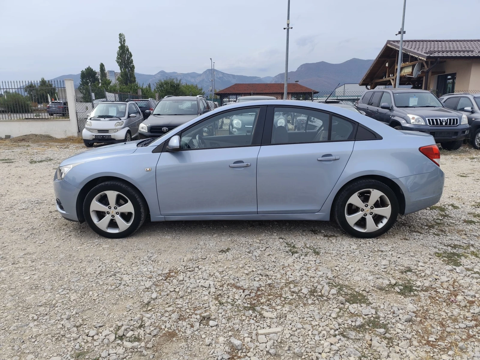 Chevrolet Cruze 1.6 бензин Газ - изображение 8