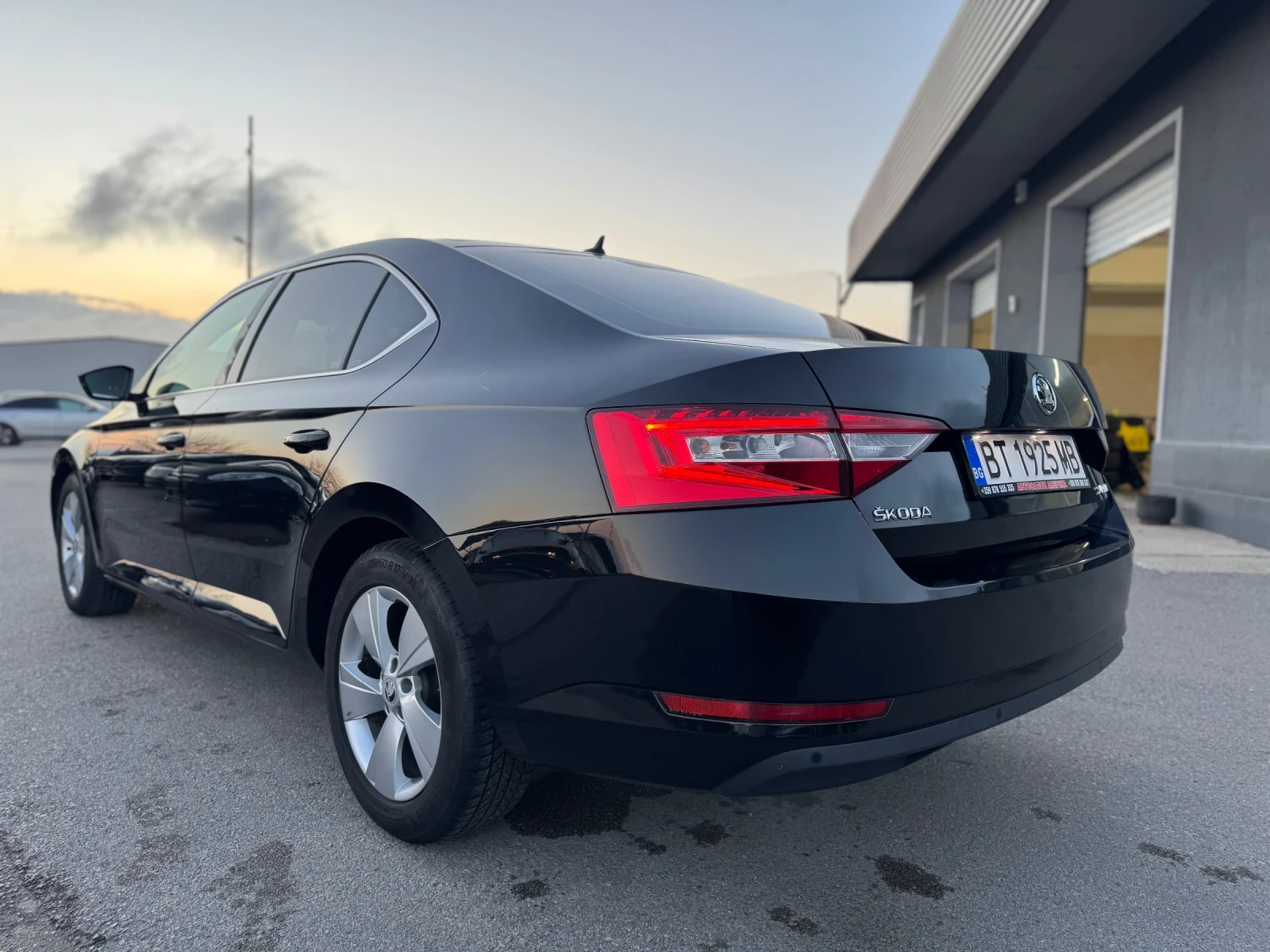 Skoda Superb 2.0TDI DSG -10% - изображение 7