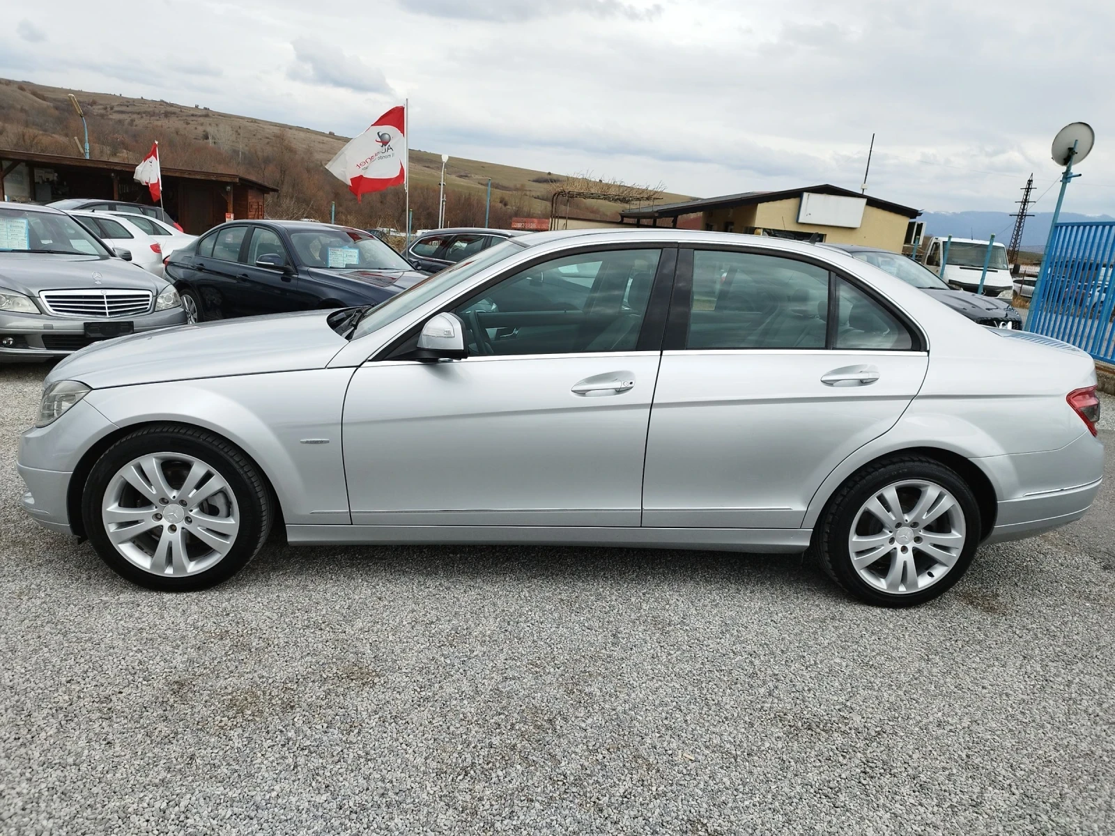 Mercedes-Benz C 220 CDI AVANGARDE - изображение 2