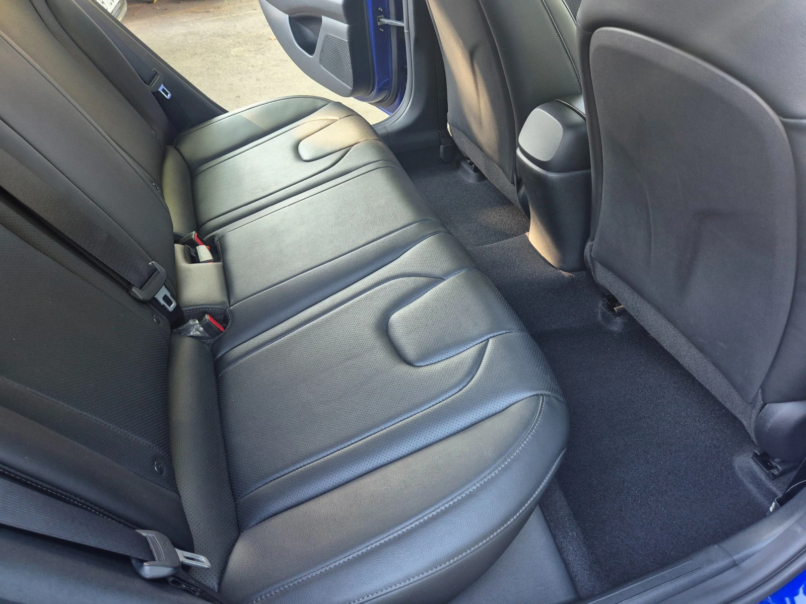 Hyundai Elantra 1.6cm3 LPG - изображение 8