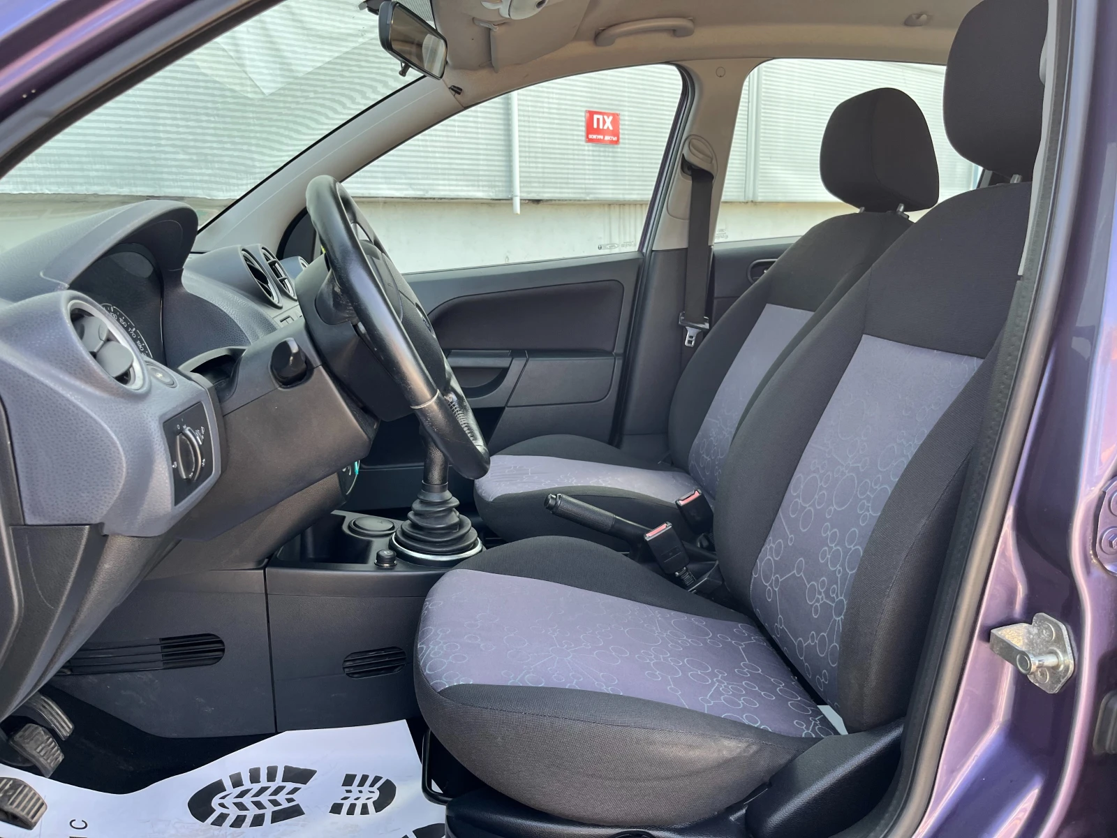 Ford Fiesta 1.4TDCi 68кс - изображение 9