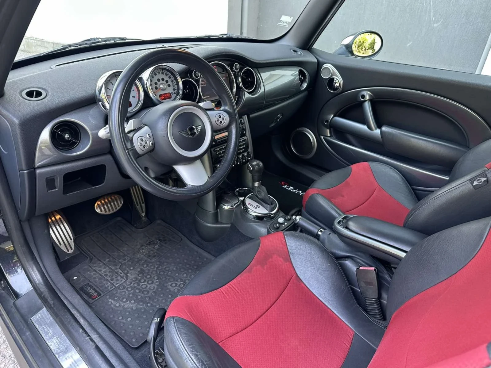 Mini Cooper s cabrio / АВТОМАТИК / ПОДГРЕВ - изображение 9