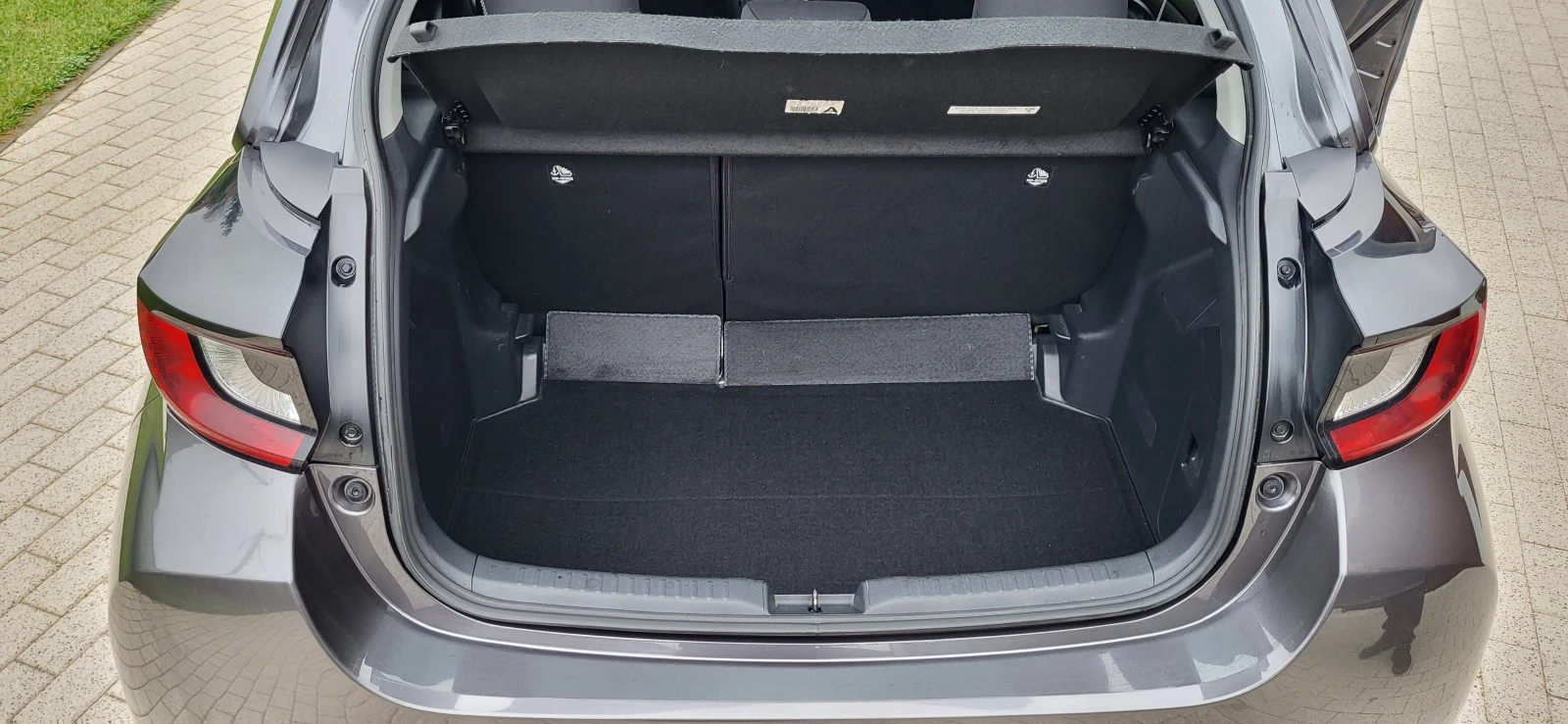 Toyota Yaris  - изображение 3