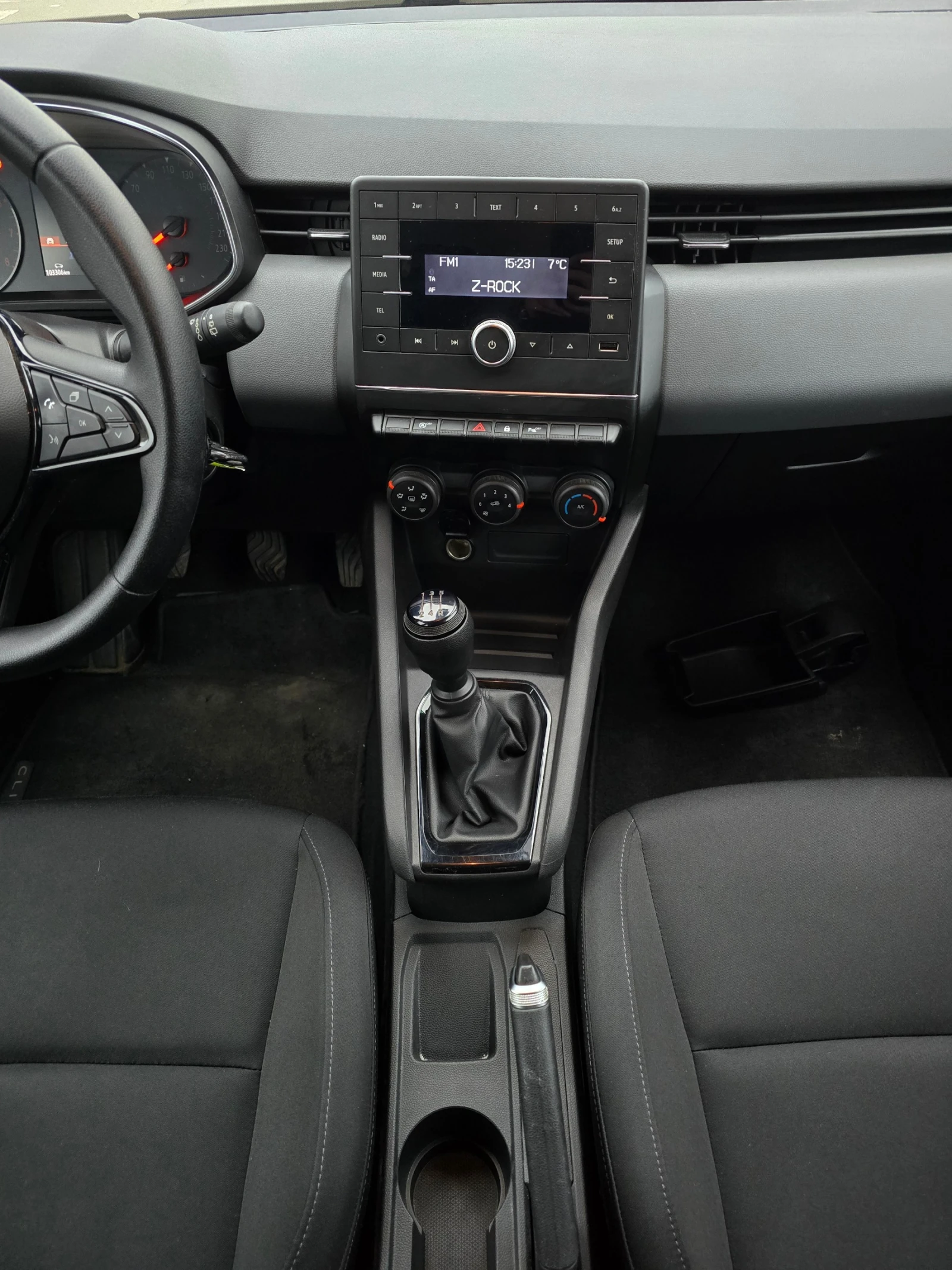 Renault Clio 1.0 Tce - изображение 9