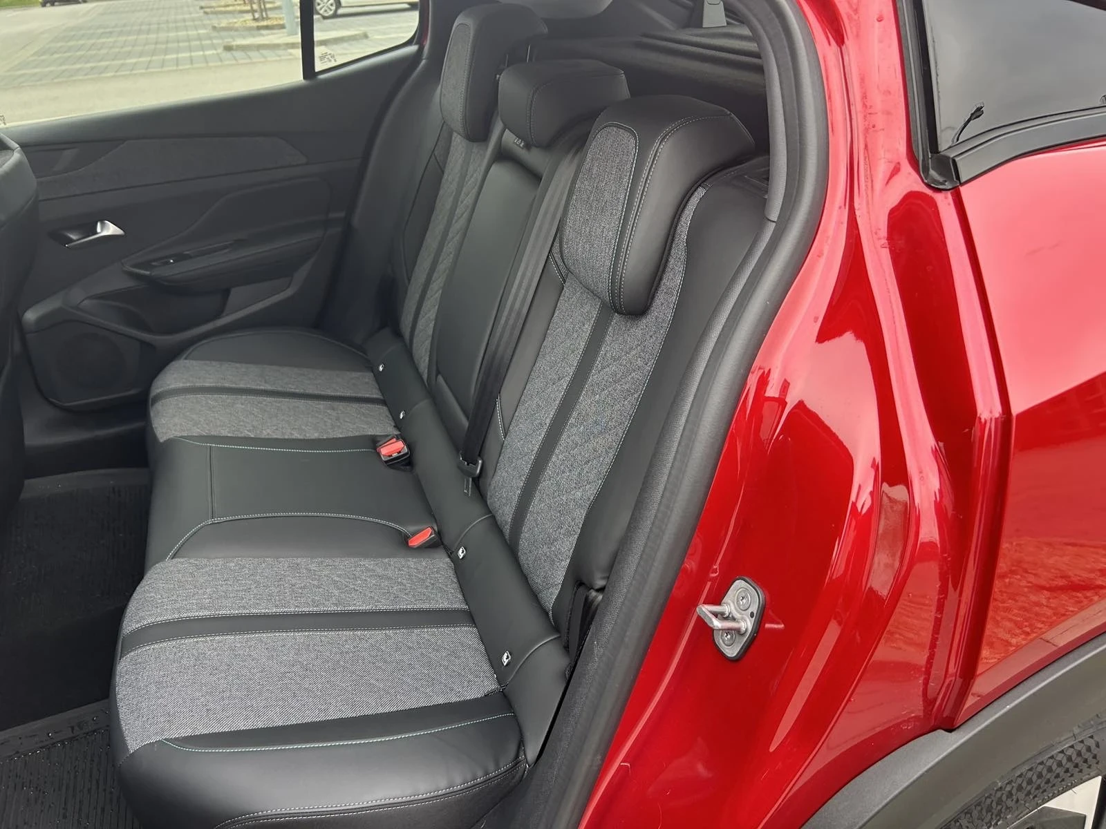 Peugeot 408 Allure 130 EAT8 Euro 6.4 | Mobile.bg � ����������� 8